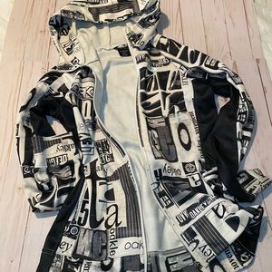 Rare Oakley Zip up Hoodie black and white w/logos